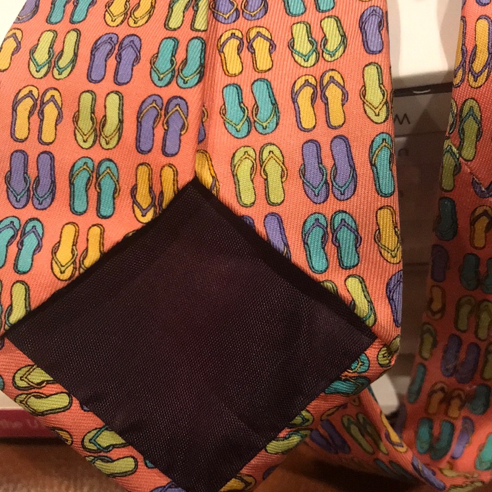EUC fun beachy Child’s silk neck tie - Picture 5 of 7